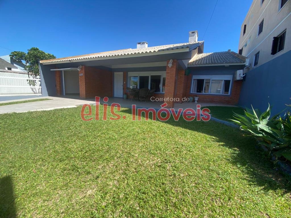 CASA 04 DORMITÓRIOS